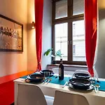 아파트 Lilly Main Train Station Old Town By The Heritage House Main Square Cracow 크라쿠프