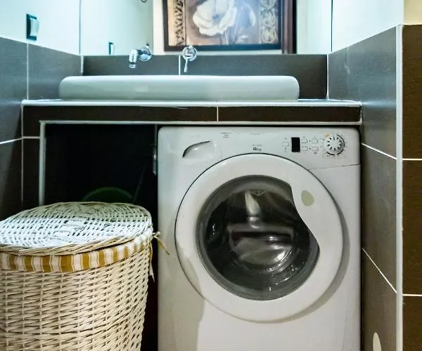 Lilly Main Train Station Old Town By The Heritage House Main Square Cracow * Kraków